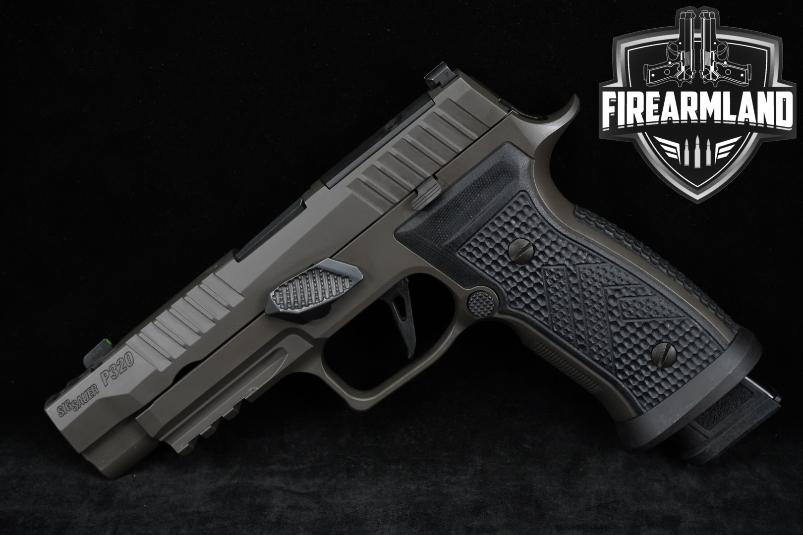 Sig Sauer P320 AXG Legion 9mm Luger Legion Gray in Excellent Condition Thumbnail