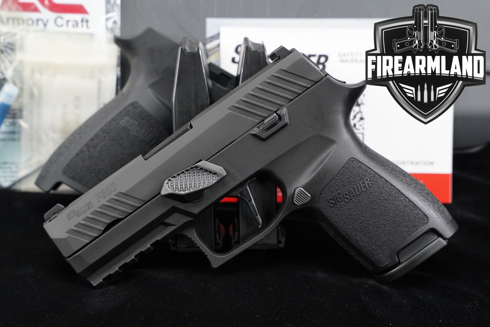 Sig Sauer P320 Compact 9mm Luger Black in Excellent Condition Thumbnail