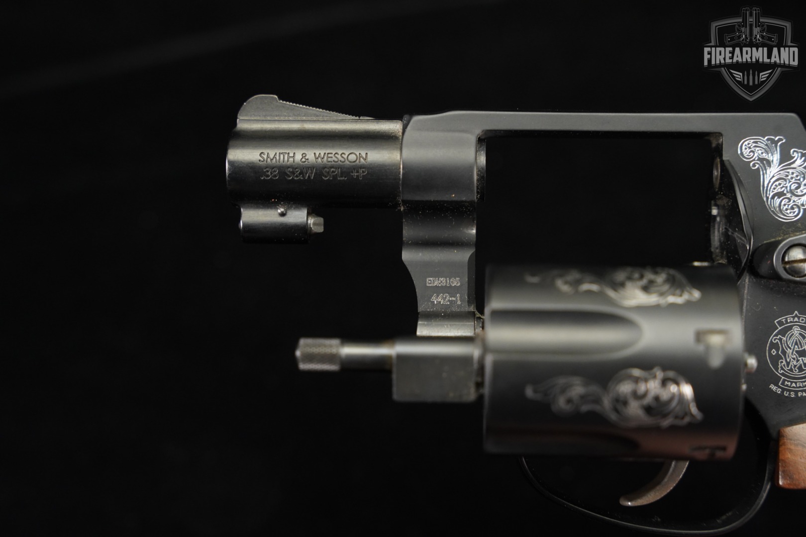 Smith & Wesson Model 442-1 Engraved S&W 38 Special +P 1.875" +HOLSTER, CASE-img-10