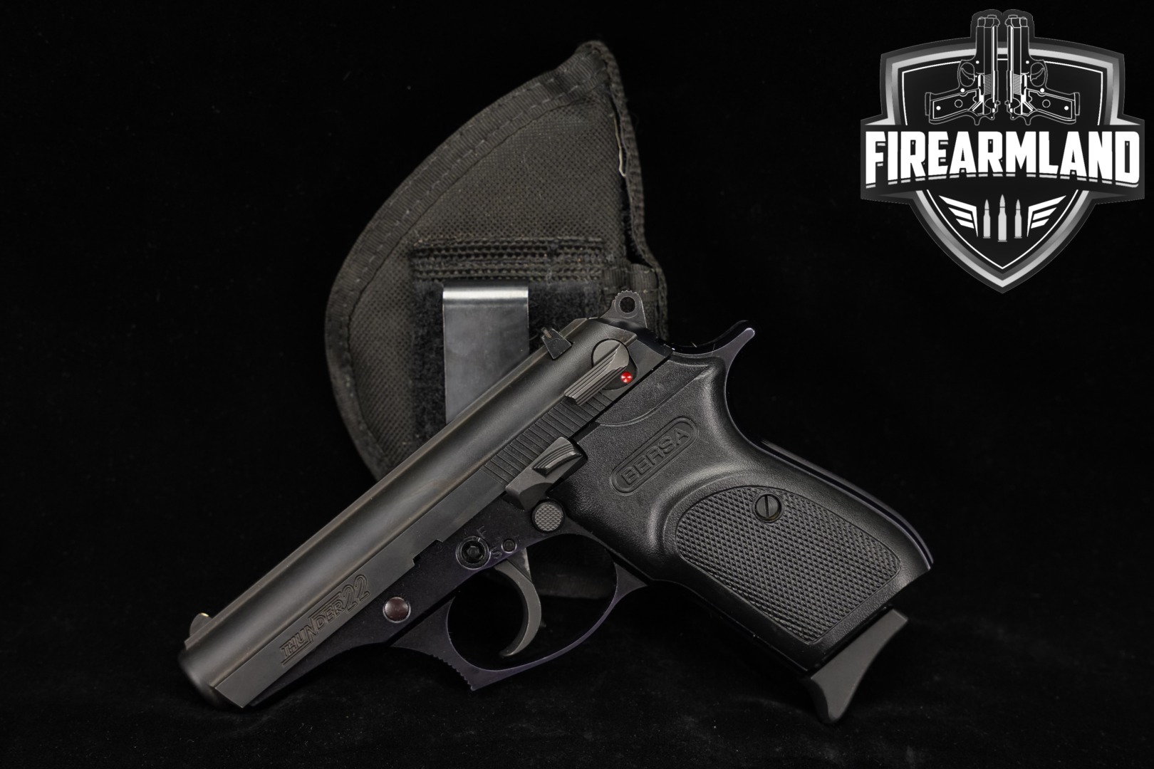 Bersa Thunder 22 .22 LR Black in Excellent Condition Thumbnail