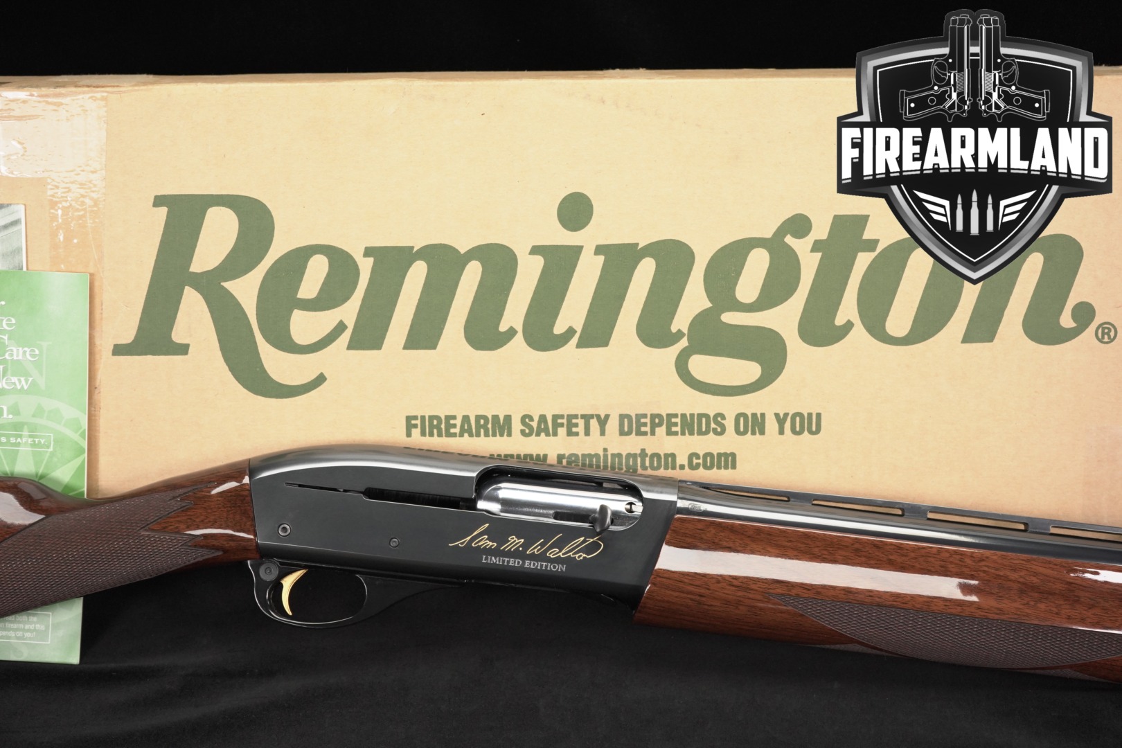 Remington Model 1100 Sam M. Walton Limited Edition (Sam Walton Special), Walmart Exclusive 12 Gauge High-Polish Blued & Walnut in Very Good Condition Thumbnail