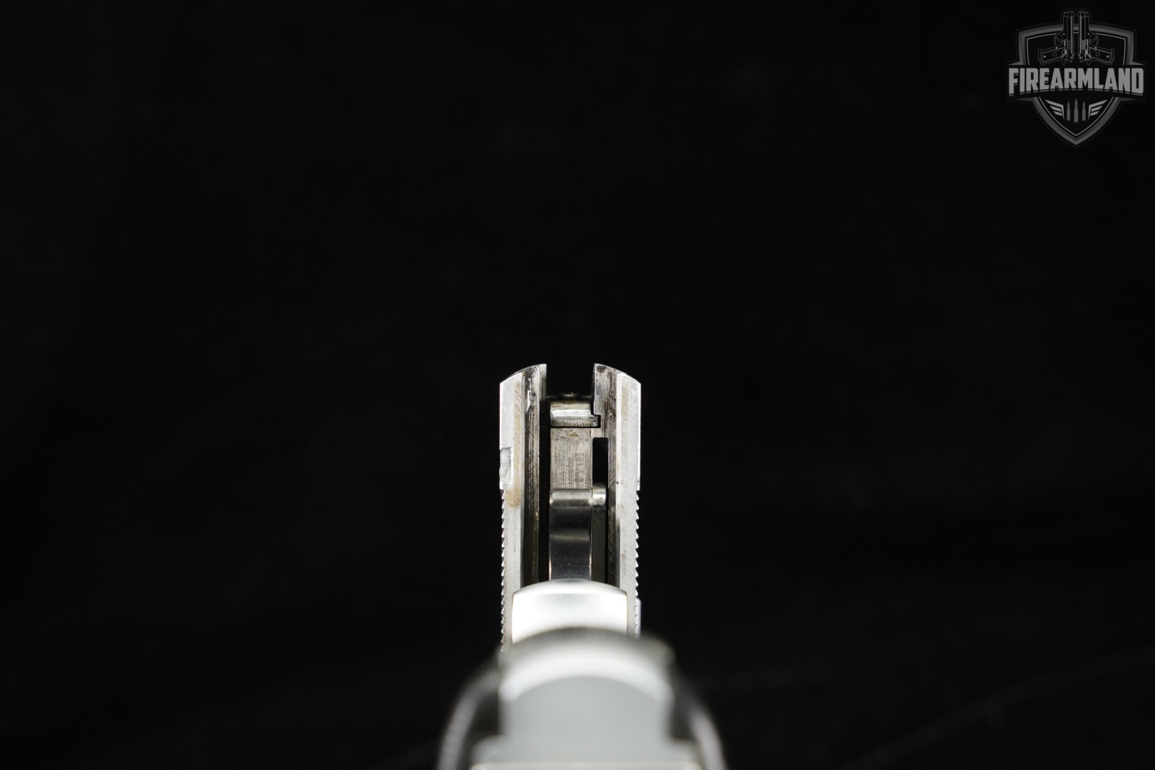 Browning Hi-Power Silver Chrome 9mm 4.625" BHP +3 MAGS-img-12