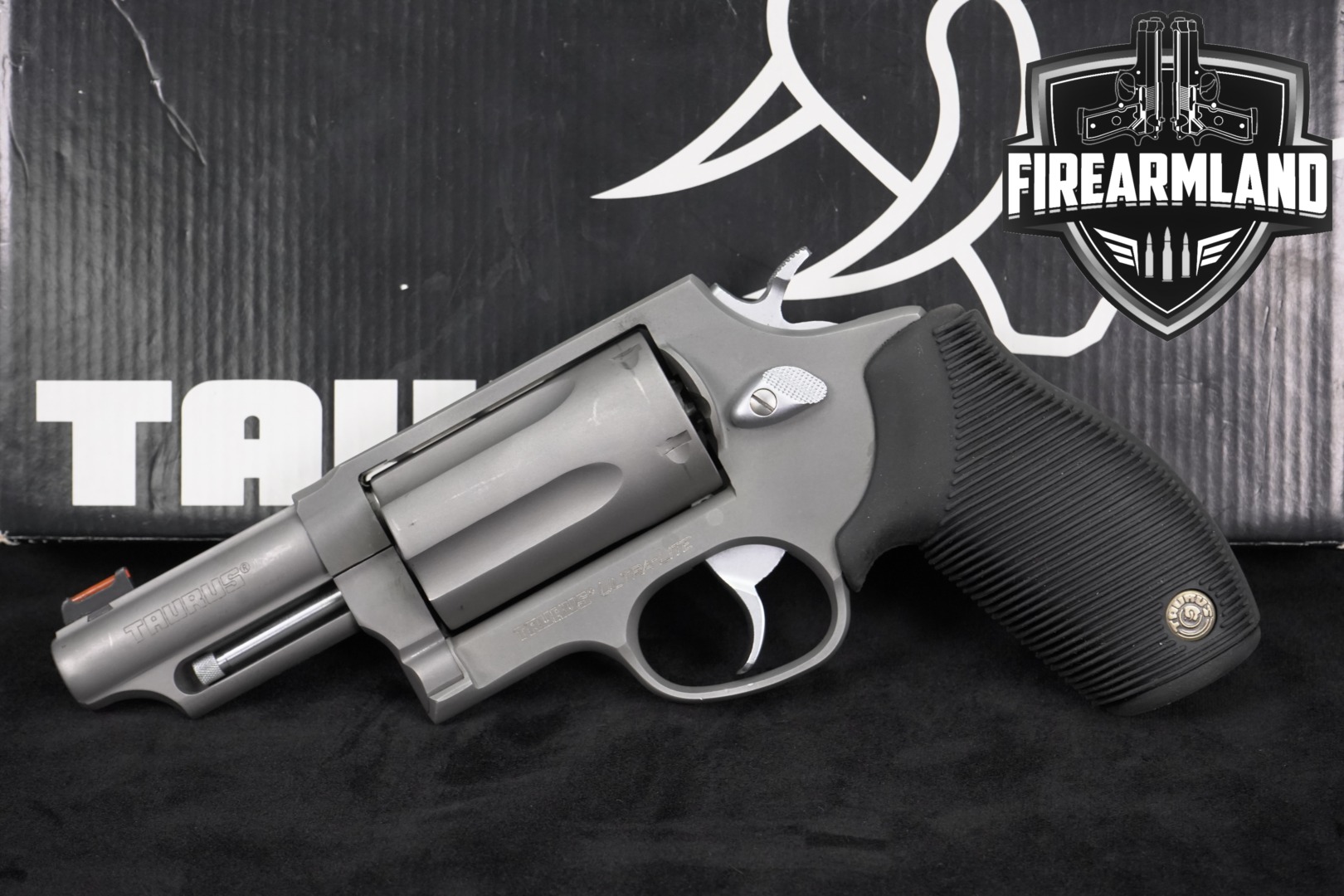 Taurus The Judge Ultra-Lite .45 LC/.410 Stainless in Very Good Condition Thumbnail