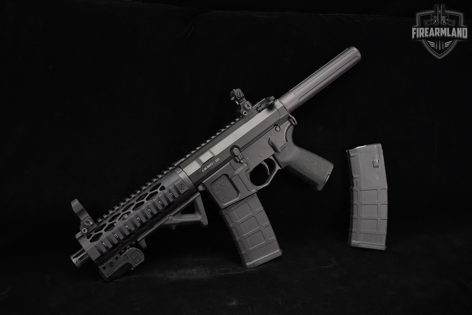 Brigade Manufacturing BM-15 5.56 NATO AR15 AR BM15 +2 MAGS, LIGHT/LASER-img-2