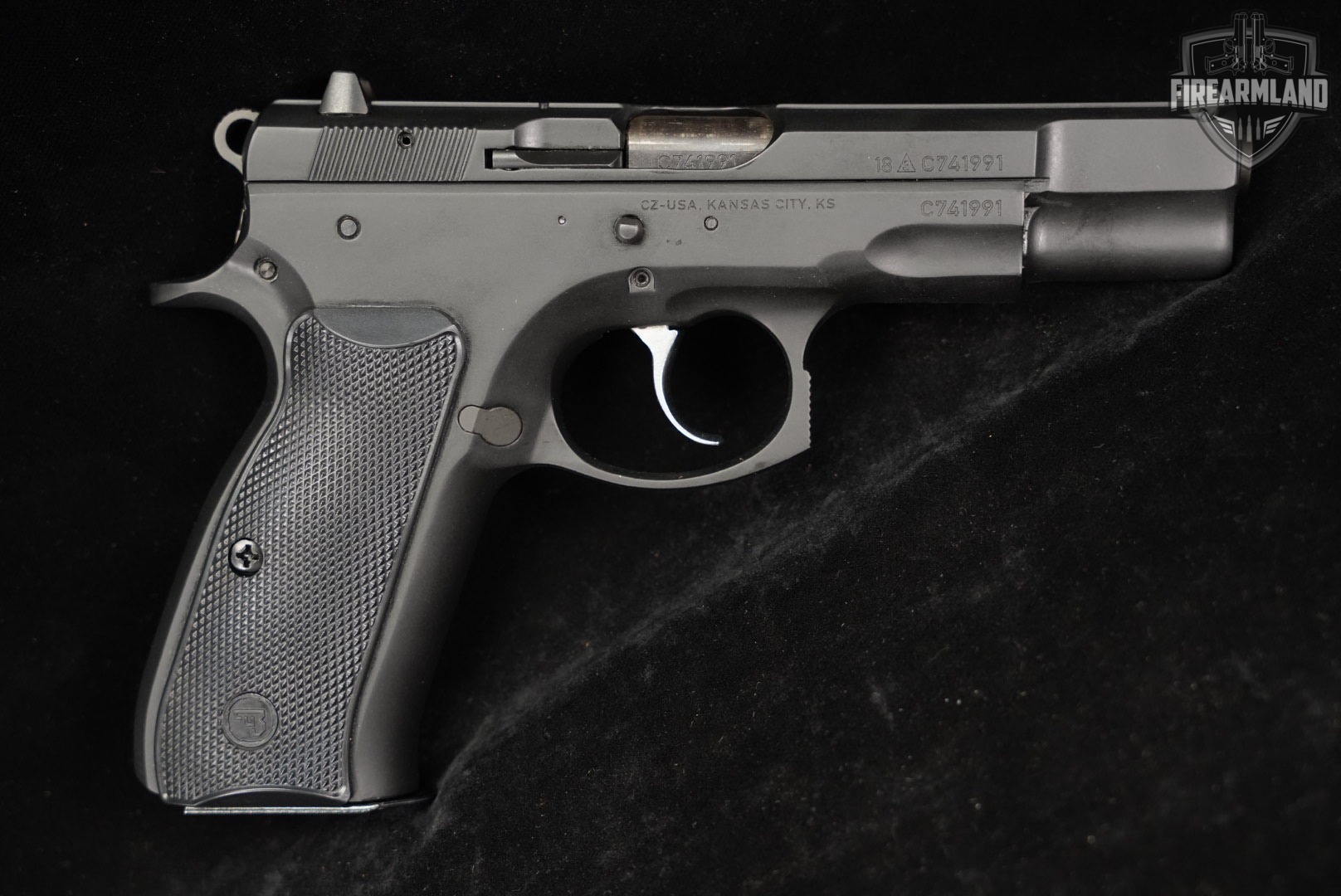 CZ 75 B 9mm 4.5" CZ75 75B CZ75B +3 MAGS & ORIG CASE-img-4