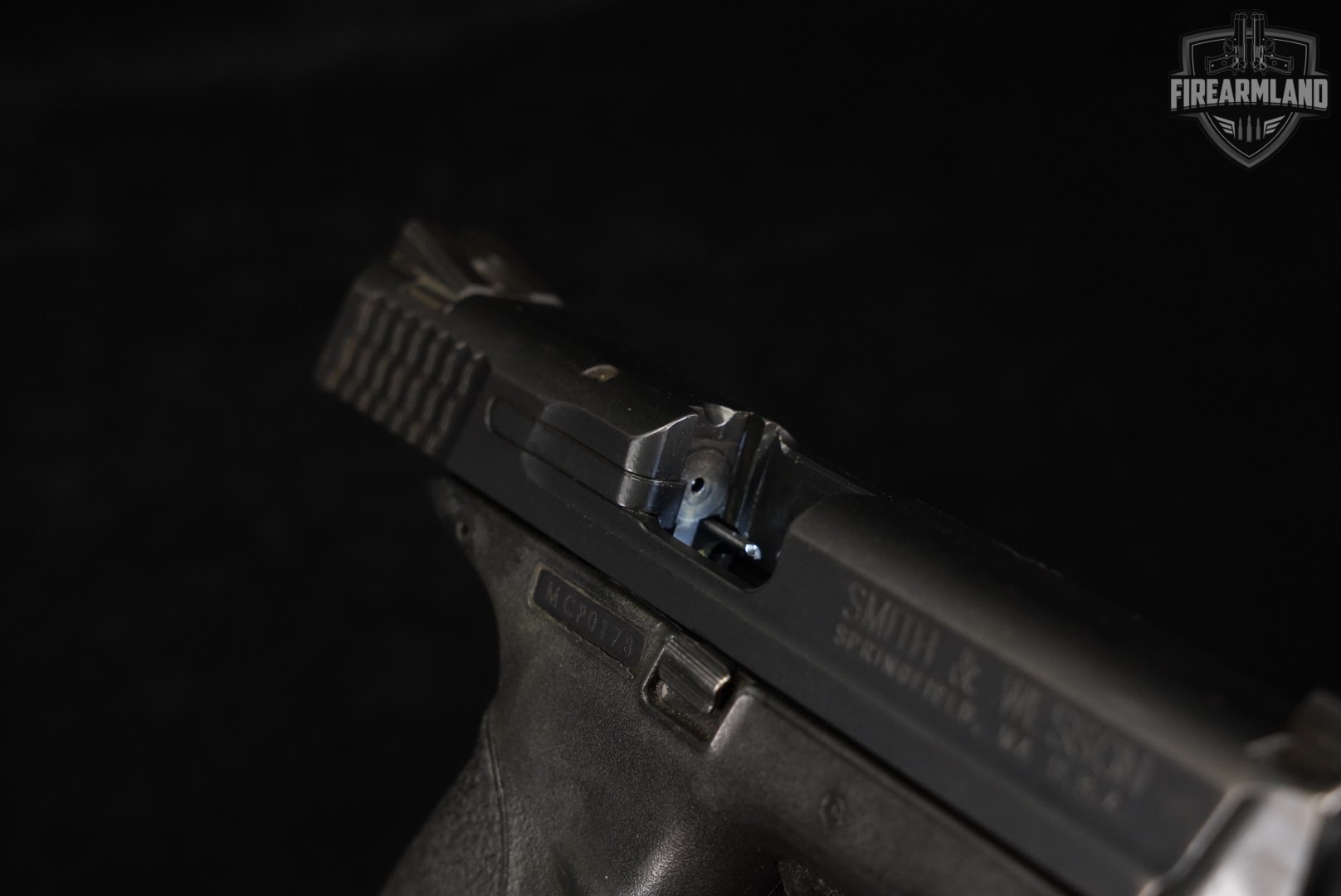 Smith & Wesson M&P 40 Atlanta Police Issue S&W 40S&W 4.25" M&P40 +2 MAGS-img-11