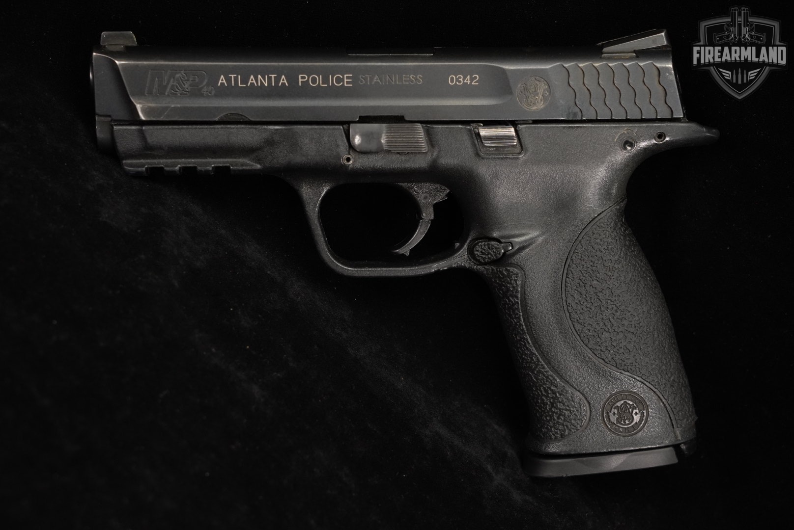 Smith & Wesson M&P 40 Atlanta Police Issue S&W 40S&W 4.25" M&P40 +2 MAGS-img-3