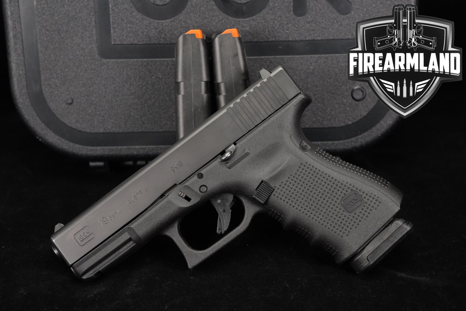 Glock G19 Gen4 9mm Luger Black in Very Good Condition Thumbnail