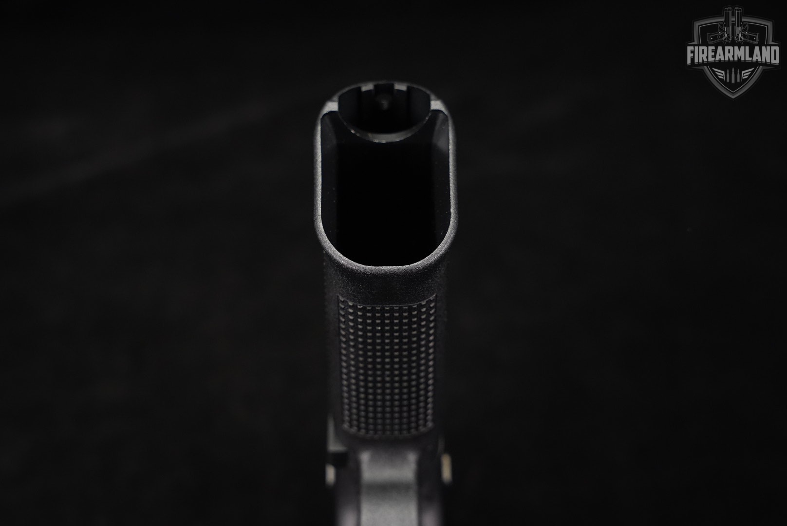 Glock 17C G17C V-Series 9mm COMP 4.49" +2 MAGS & ORIG BOX-img-8