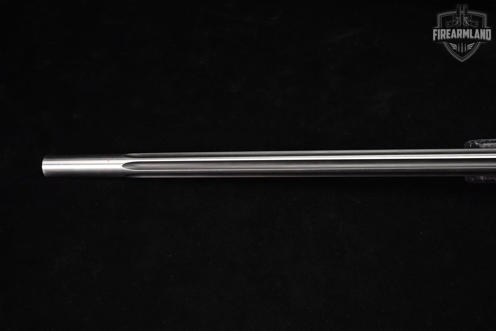 2000-2004 Weatherby Mark V Super VarmintMaster 220 Swift 26" MK 5-img-11