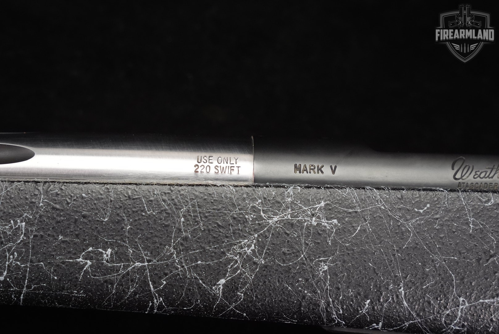 2000-2004 Weatherby Mark V Super VarmintMaster 220 Swift 26" MK 5-img-19