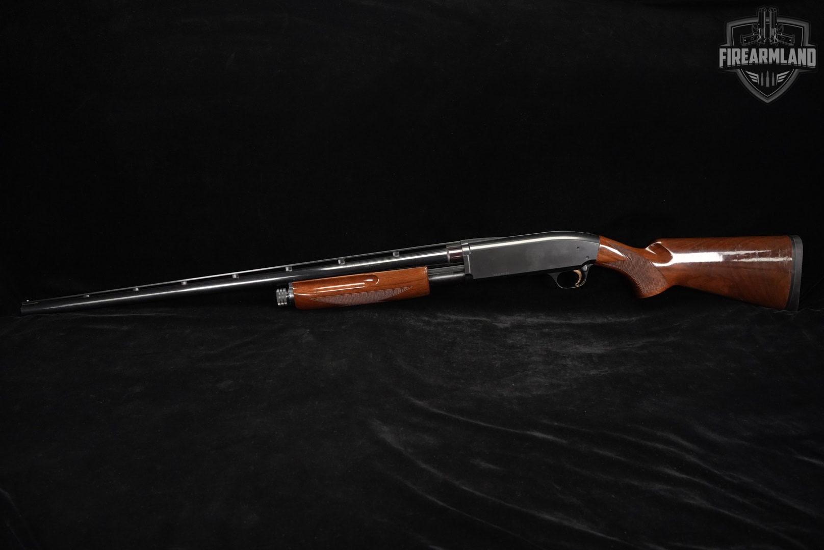 Browning BPS Hunter (Field Model) 12-Gauge 28" Blued & Walnut-img-2
