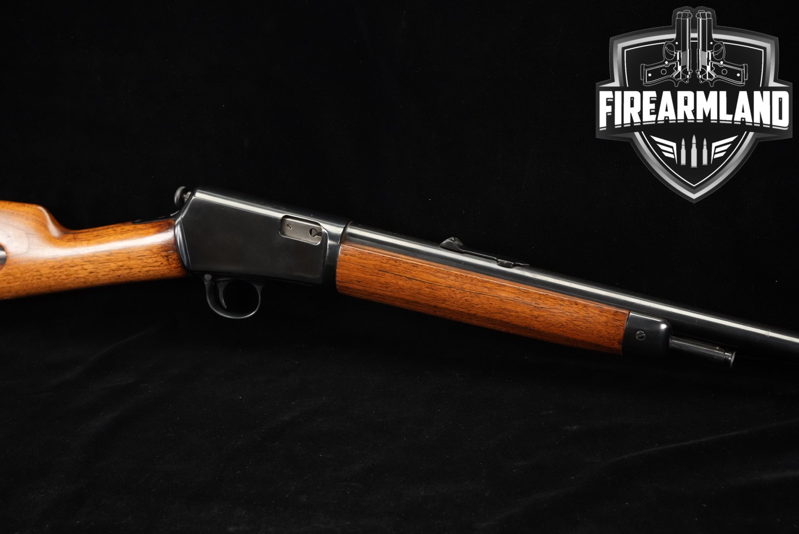1919 Winchester Repeating Arms Model 1903 Standard Grade .22 Win. Auto. Blued & Walnut in Good Condition Thumbnail