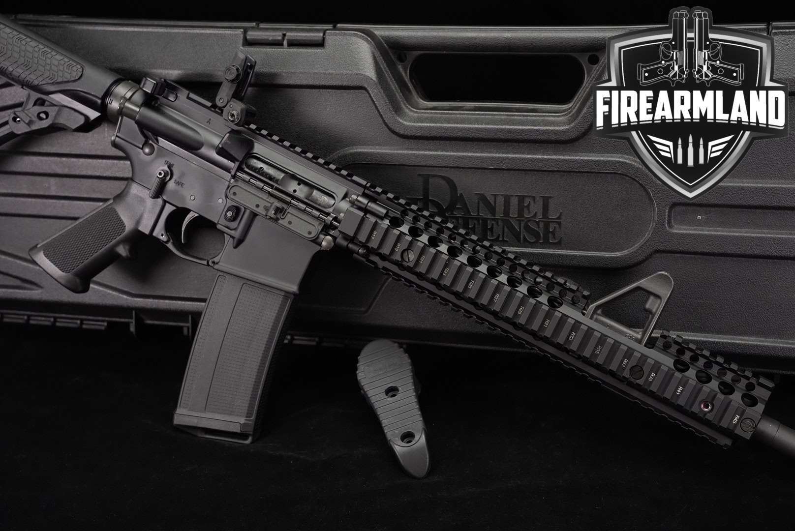 Daniel Defense Model DDM4 M4A1 FSP RIS II 5.56 NATO AR-15 AR15 +ORIG CASE-img-0