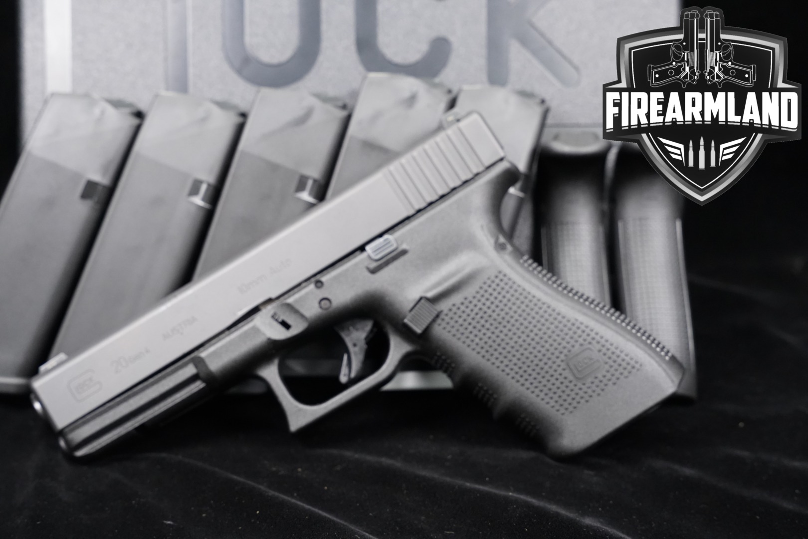 Glock G20 Gen4 10mm Light Gray in Excellent Condition Thumbnail