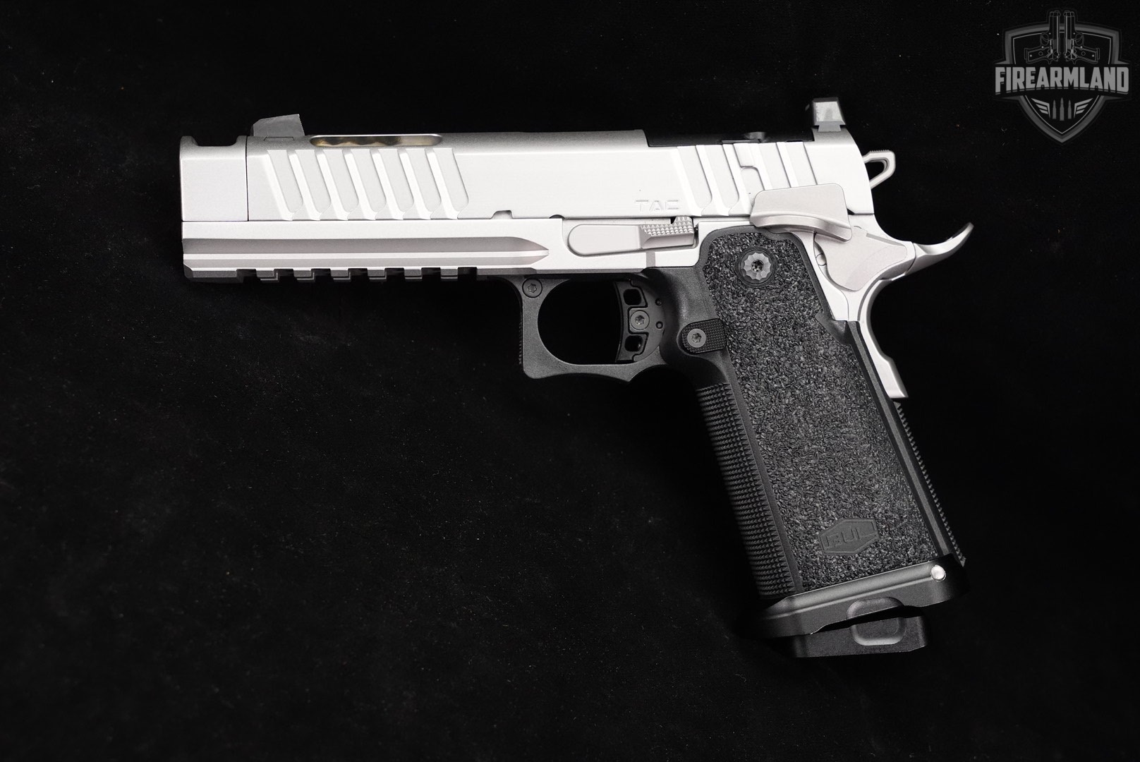 BUL Armory SAS II TAC COMP 9mm OR 5" 1911 2011 PORT +4 MAGS & ORIG BOX-img-4