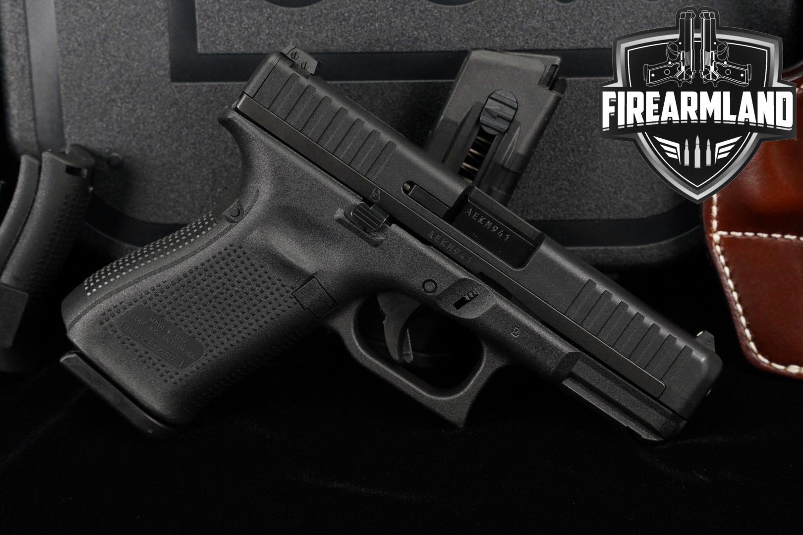 Glock G44 .22 LR Black in Excellent Condition Thumbnail