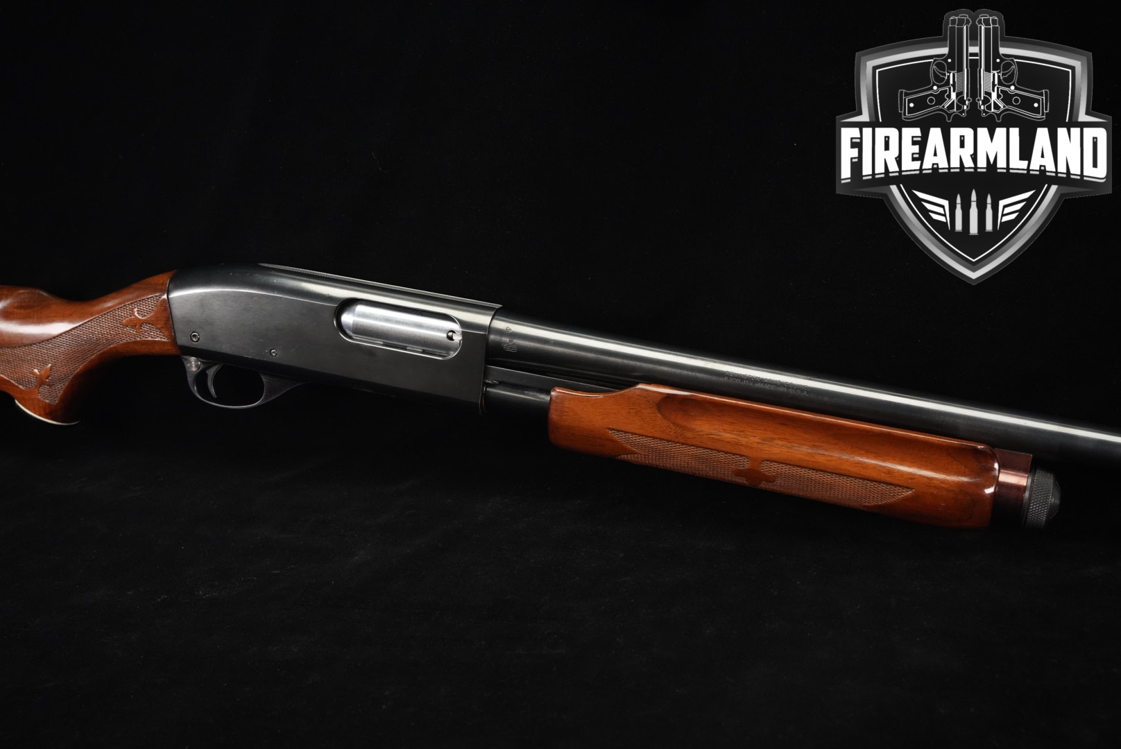 Remington Model 870 Wingmaster 12 Gauge Blued & Walnut in Good Condition Thumbnail