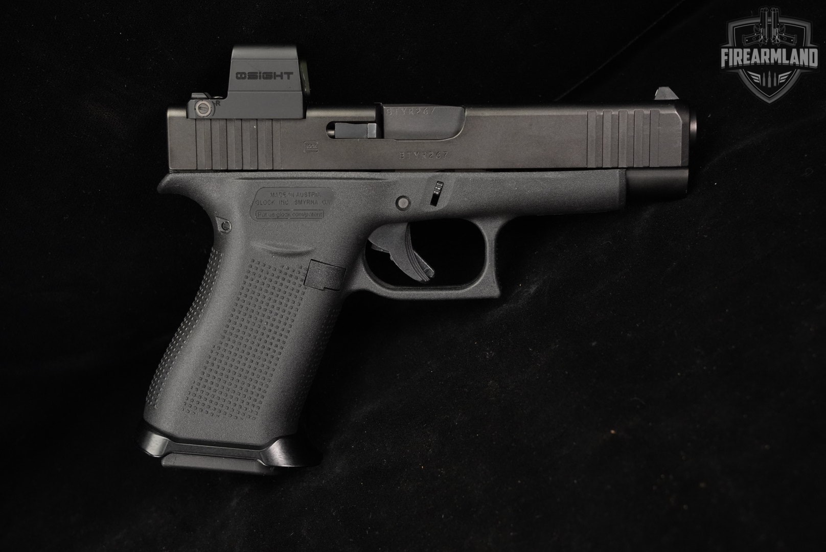 Glock 48 G48 Slimline 9mm 4.17" +5 MAGS, ORIG CASE, HOLSTER, OSIGHT OPTICS-img-3