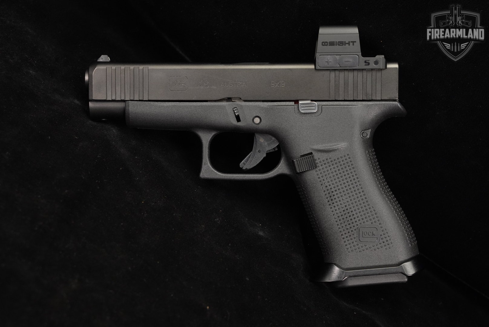 Glock 48 G48 Slimline 9mm 4.17" +5 MAGS, ORIG CASE, HOLSTER, OSIGHT OPTICS-img-4