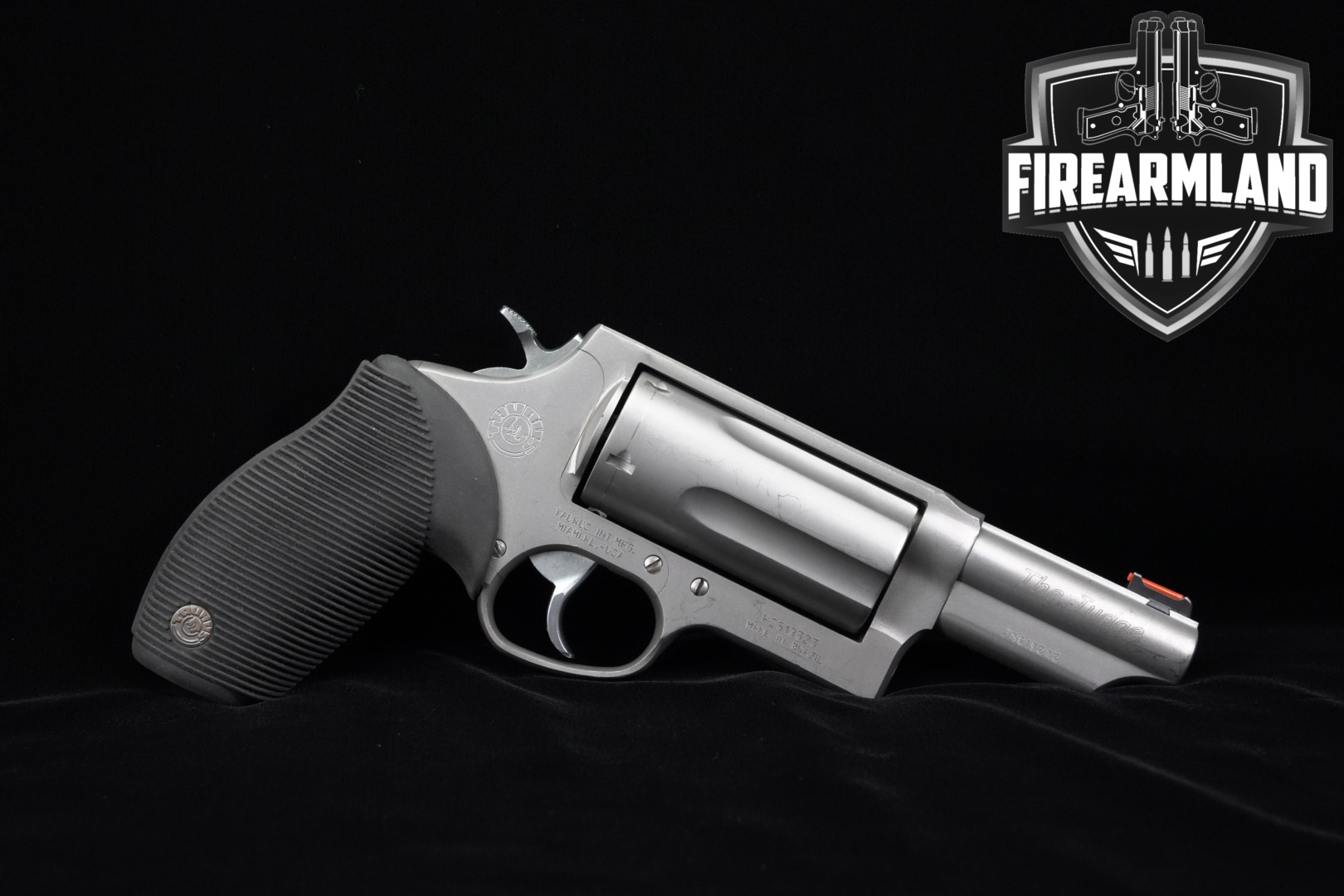 Taurus Judge .45 LC/.410 Stainless in Good Condition Thumbnail