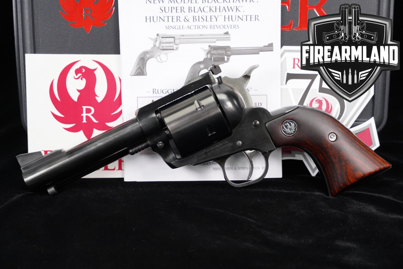 2024 Sturm Ruger New Model Super Blackhawk .44 Rem Magnum Blued in Excellent Condition Thumbnail