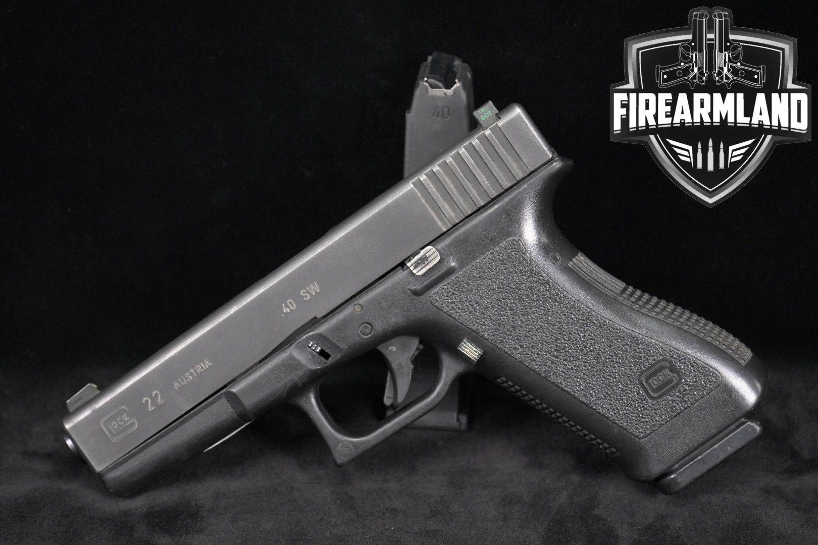 Glock G22 Gen 2 .40 S&W Black in Good Condition Thumbnail