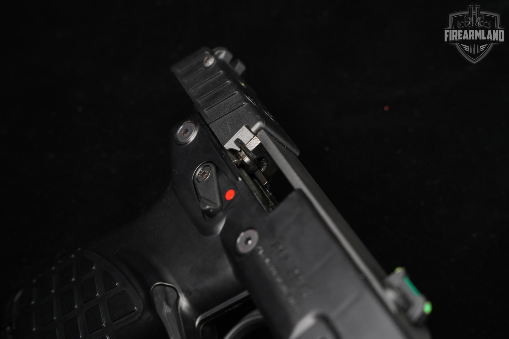 Kel-Tec P17 22LR 4.25 KelTec P-17 THREADED +3 MAGS-img-12
