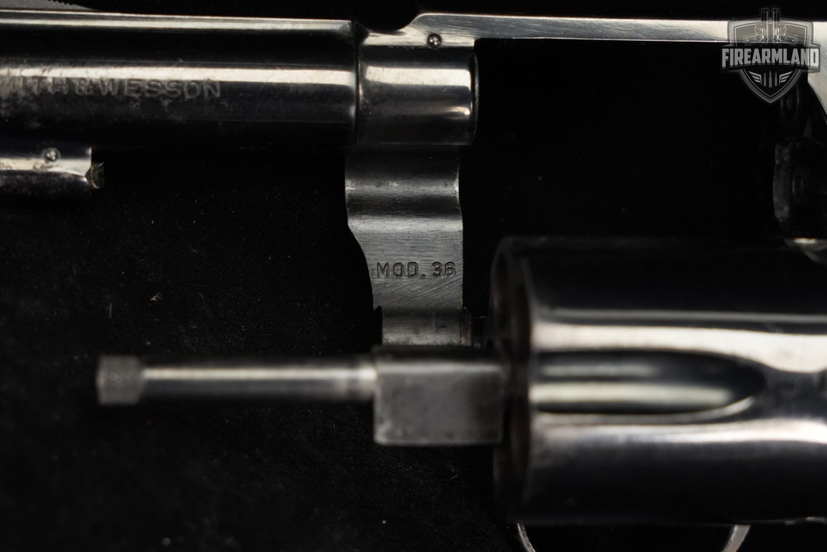 Smith & Wesson Model 36 Chief's Special No-Dash S&W 38 Spl 3" Blued M36-img-14