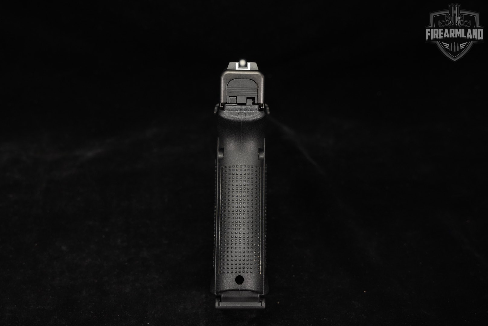 Glock 17 Gen5 G17 Gen 5 9mm 4.49 +3 MAGS & ORIG CASE-img-8