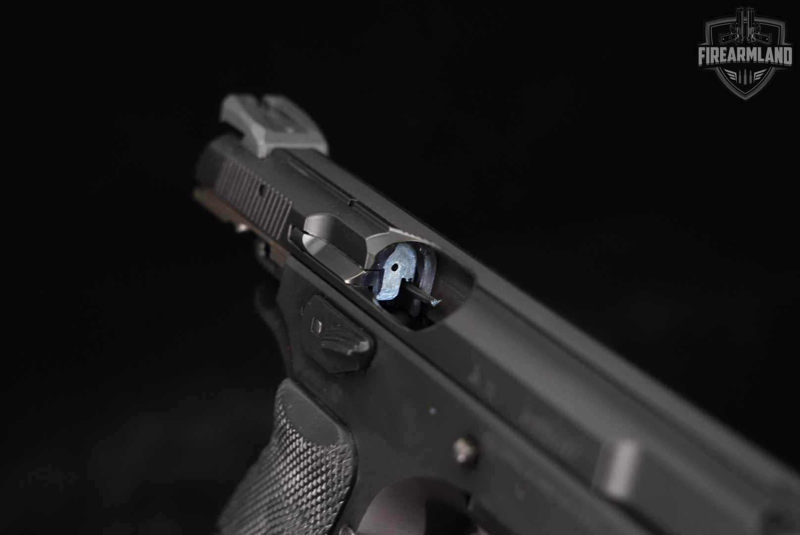 CZ 75 B Omega 9mm 4.5 DA/SA CZ75 75B CZ75B-img-11