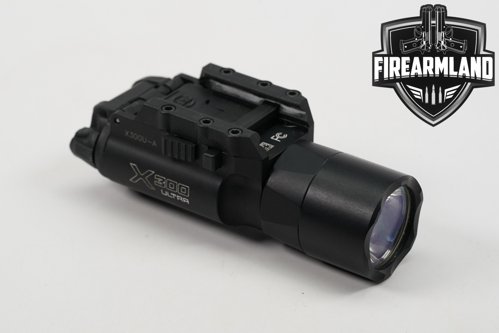 SureFire X300U-A in Excellent Condition Thumbnail