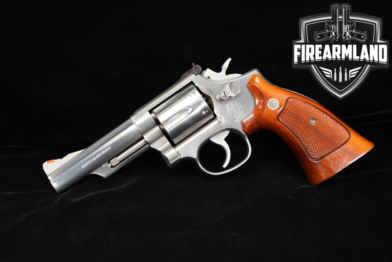 Smith & Wesson (S&W) Model 66-3 .357 Mag. Brushed Stainless in Excellent Condition Thumbnail