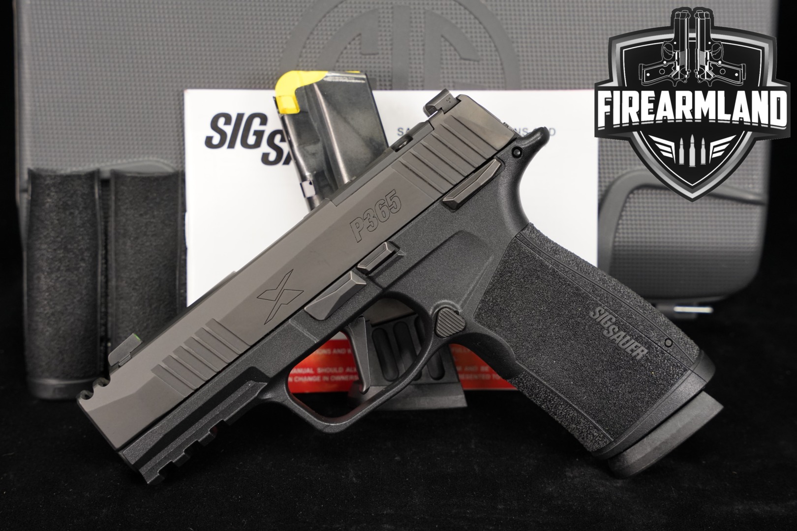 Sig Sauer P365-XMACRO COMP California Compliant 9mm Luger Black in Very Good Condition Thumbnail