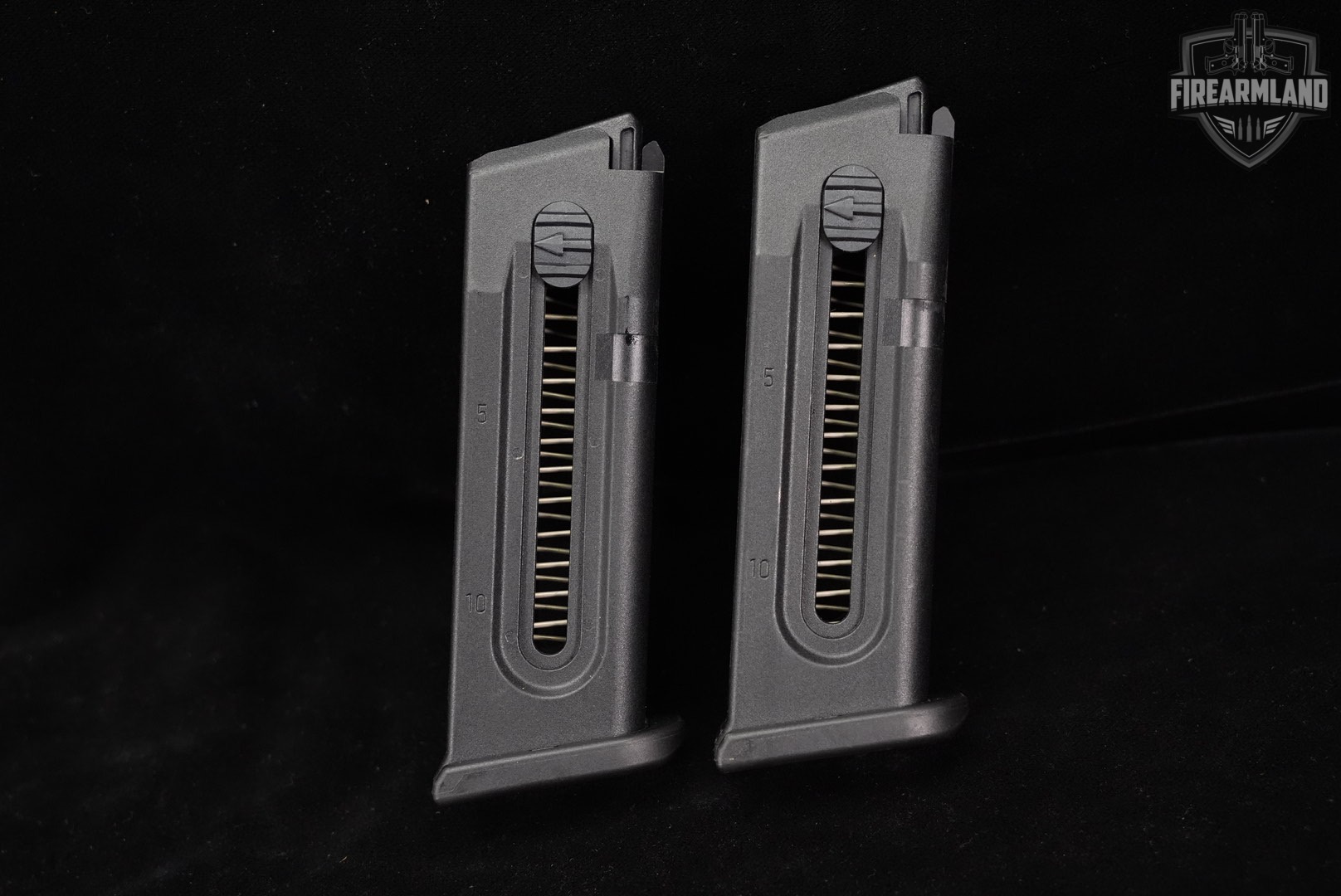 Glock 44 G44 22LR 4.02" +2 MAGS & ORIG CASE-img-12