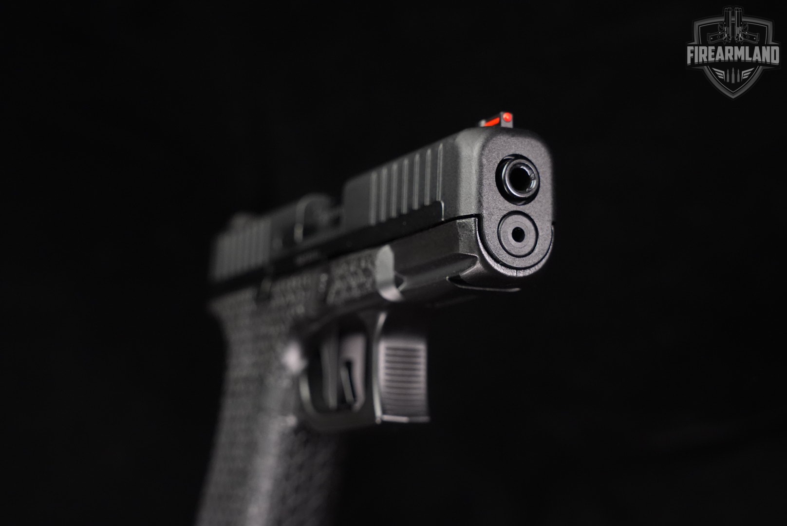 Glock 44 G44 22LR 4.02" +2 MAGS & ORIG CASE-img-9