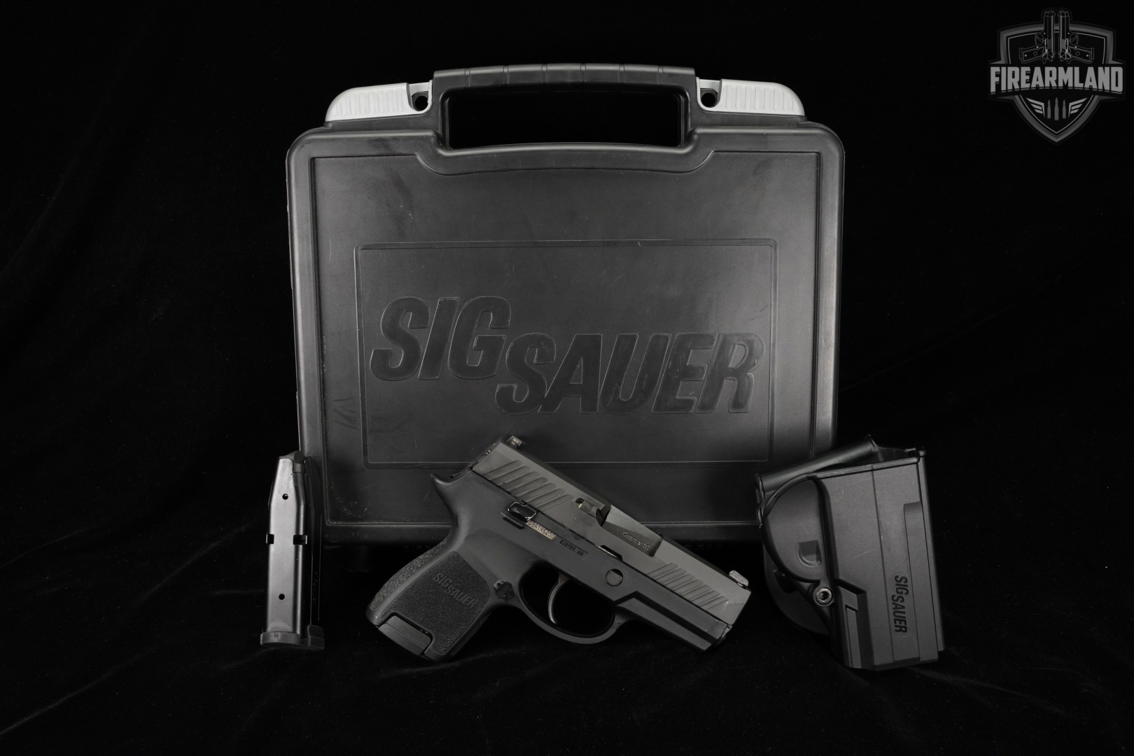 Sig Sauer P320 Sub-Compact 9mm 3.6" P-320 +2 MAGS, ORIG BOX & HOLSTER-img-2