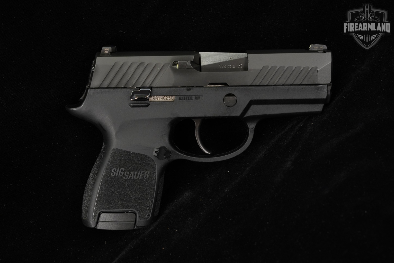 Sig Sauer P320 Sub-Compact 9mm 3.6" P-320 +2 MAGS, ORIG BOX & HOLSTER-img-4