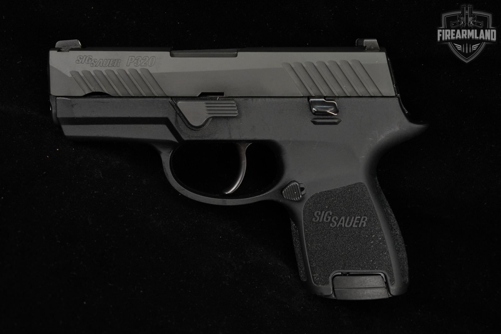 Sig Sauer P320 Sub-Compact 9mm 3.6" P-320 +2 MAGS, ORIG BOX & HOLSTER-img-5