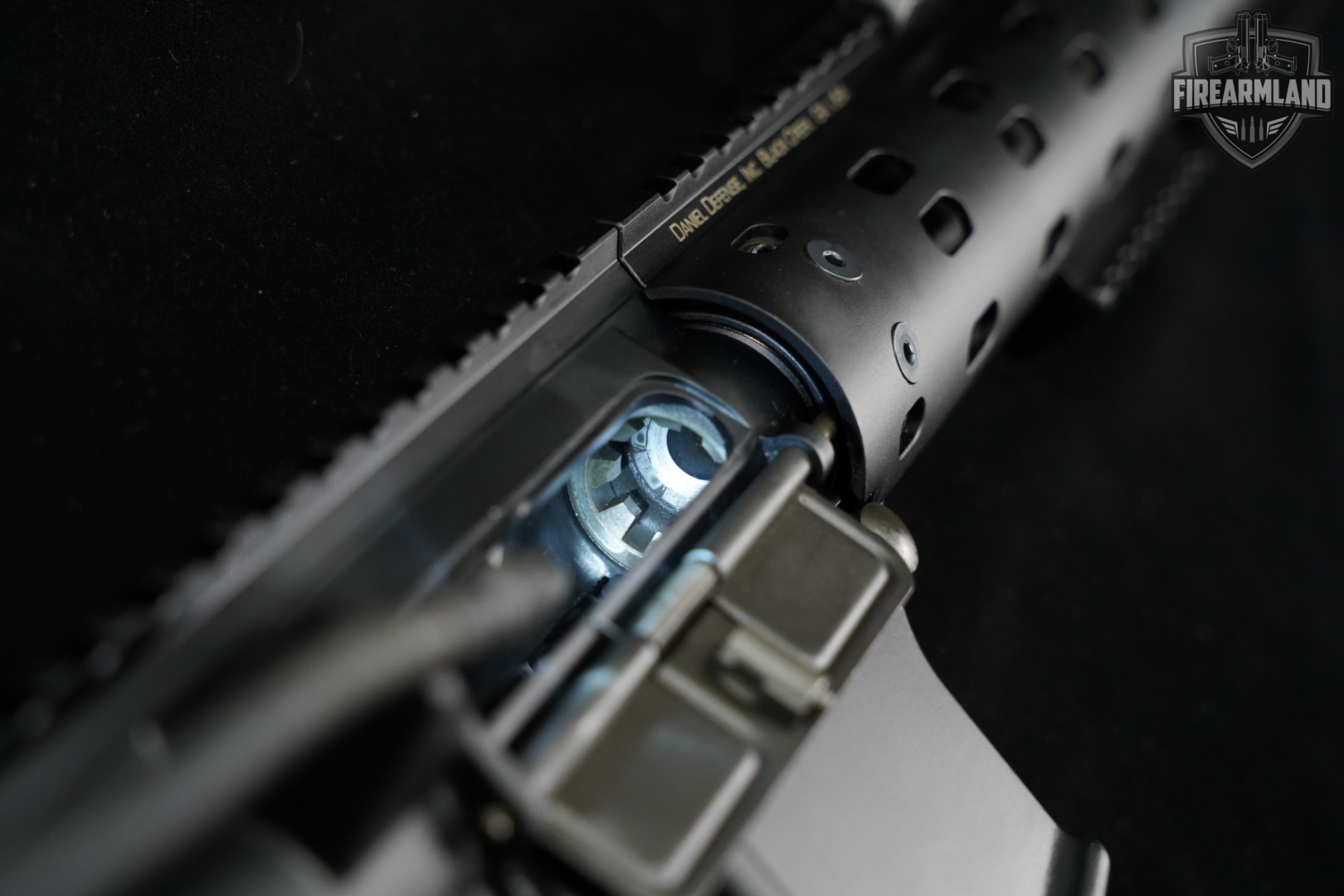Daniel Defense DDM4 V7 LW 5.56 NATO AR-15 AR15 16" M4 CARBINE-img-19
