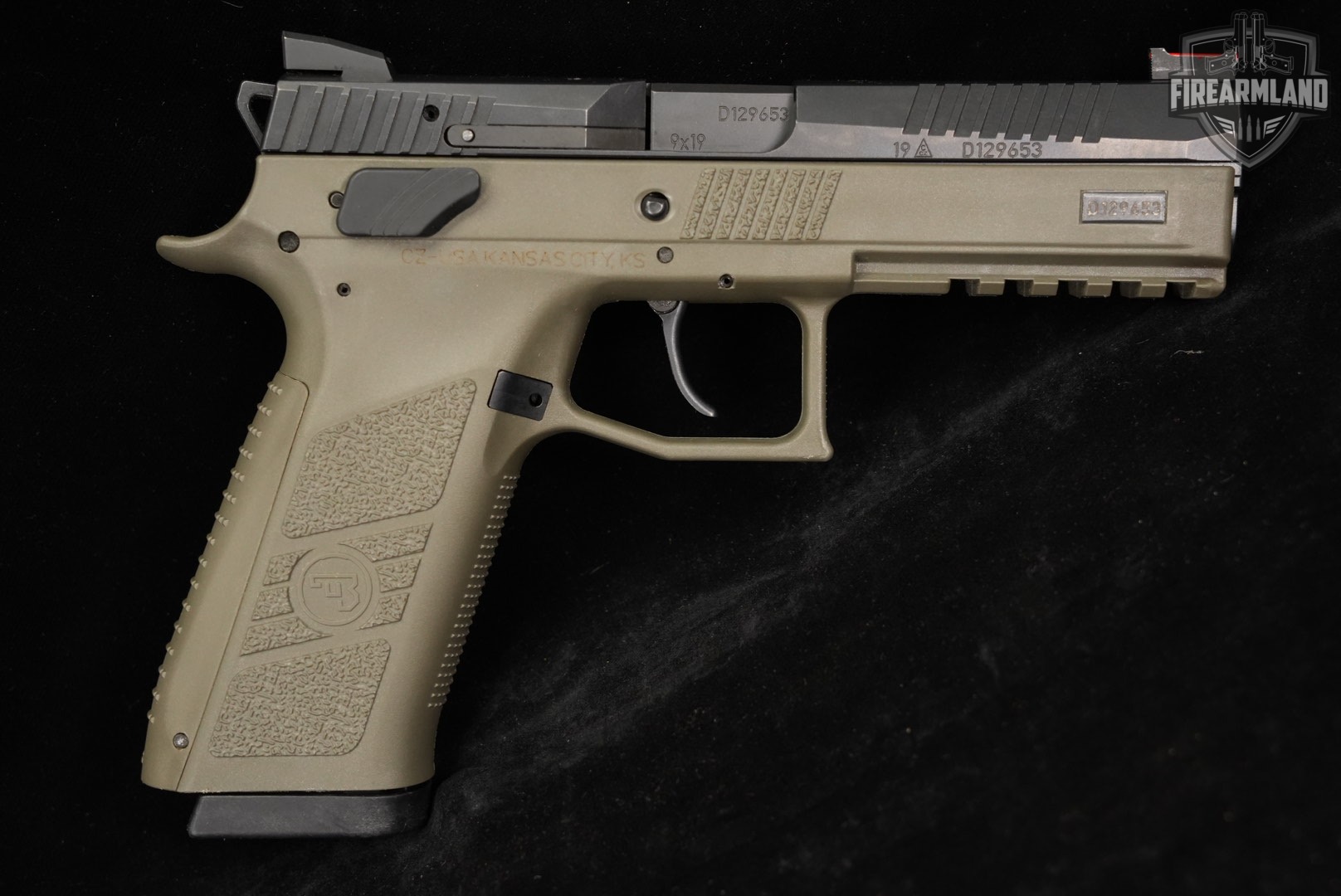 CZ P-09 9mm 4.54" Two-Tone FDE P09 +2 MAGS & HOLSTER-img-4