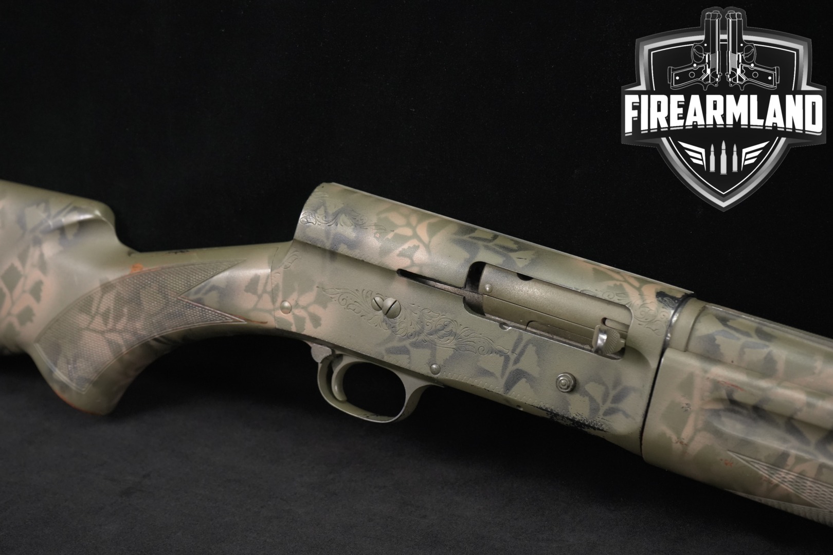 1970 Browning Auto-5 Magnum Twelve 12 Gauge Camouflage in Good Condition Thumbnail