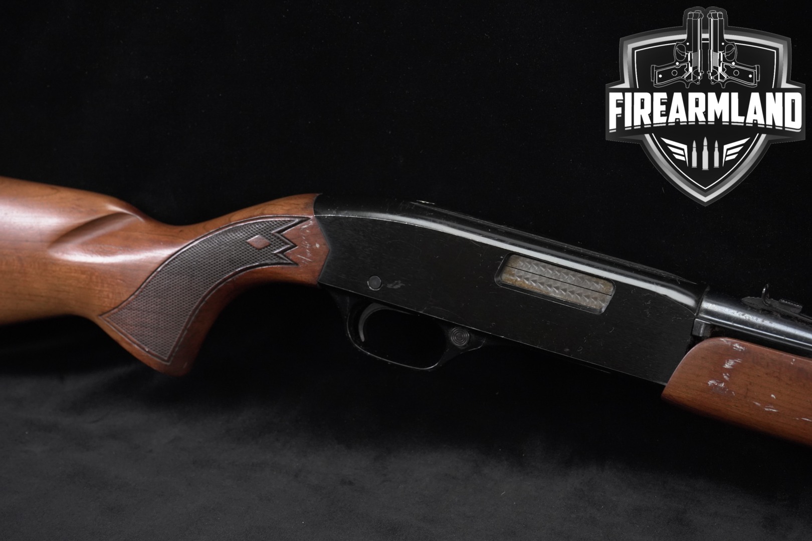 1972 Winchester Repeating Arms Model 270 .22 LR Blued & Walnut in Good Condition Thumbnail