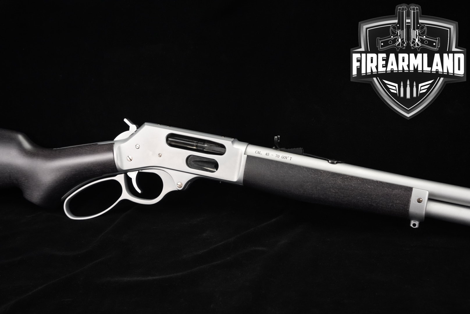 Henry Repeating Arms H010GAW All-Weather Side Gate Large Loop .45-70 Govt. Hard Chrome & Black Wood in Excellent Condition Thumbnail