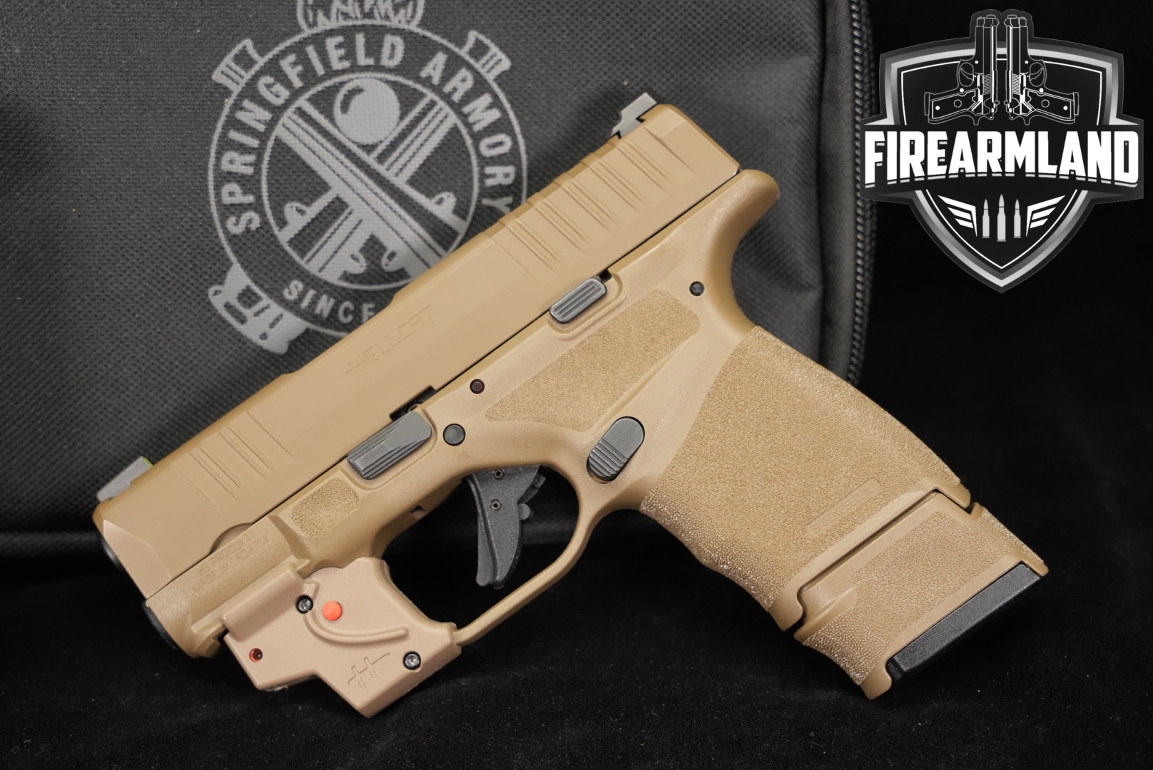 Springfield Armory Hellcat 3" Micro-Compact, Non-OSP 9mm Luger Desert FDE in Very Good Condition Thumbnail