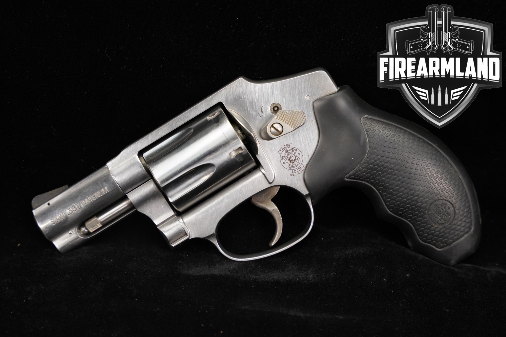 Smith & Wesson (S&W) Model 640-3 Centennial .357 Mag. Stainless in Good Condition Thumbnail
