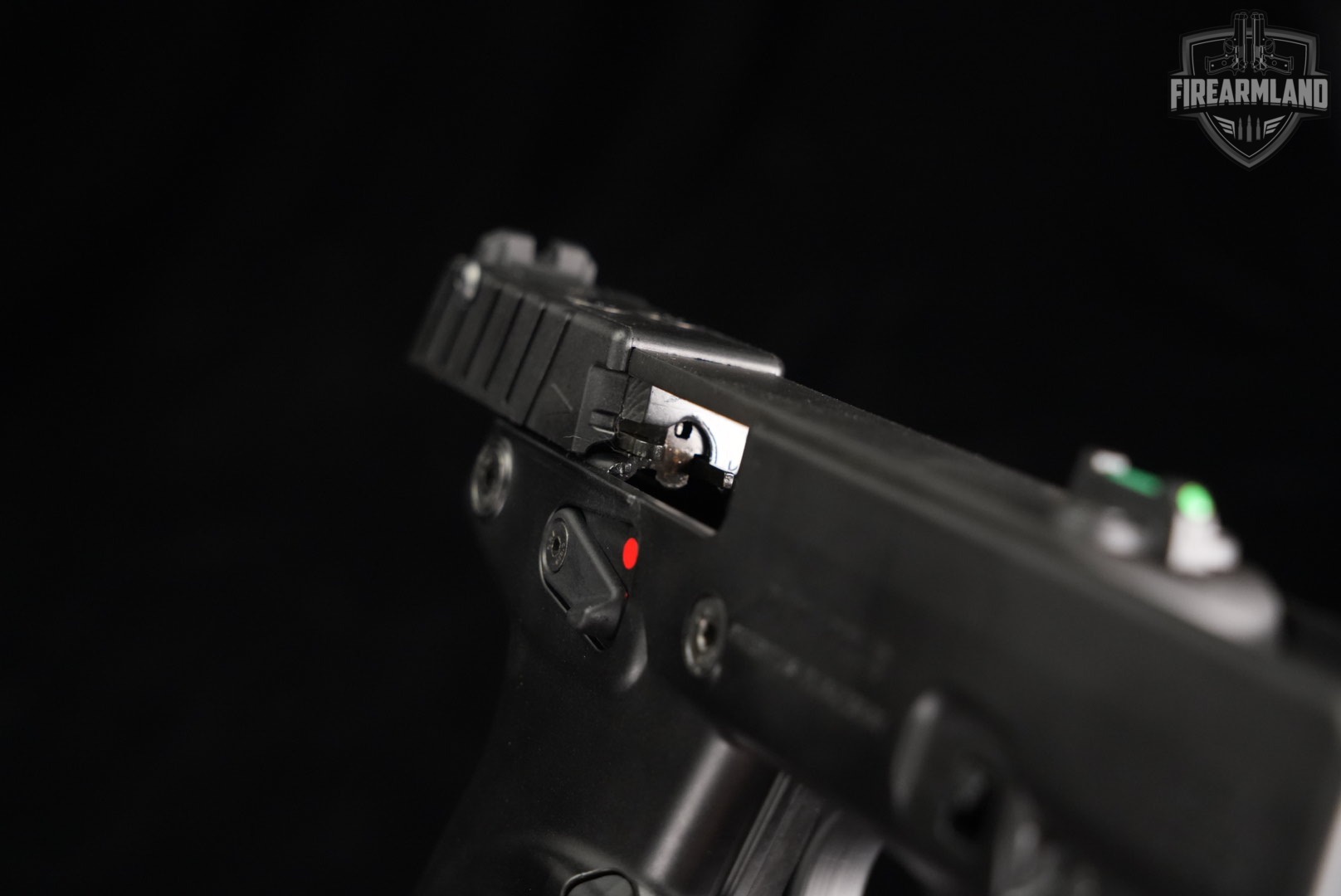 Kel-Tec P17 22LR 3.9" KelTec P-17 +3 MAGS & ORIG CASE-img-12