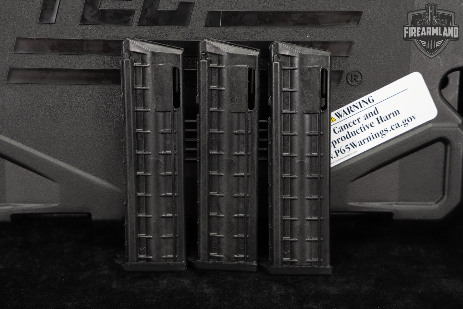 Kel-Tec P17 22LR 3.9" KelTec P-17 +3 MAGS & ORIG CASE-img-13