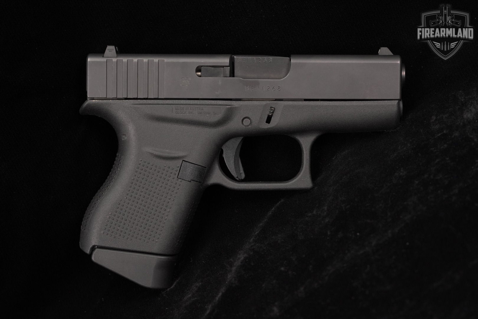 Glock 43 G43 Slimline 9mm 3.41" +2 MAGS & ORIG CASE-img-4