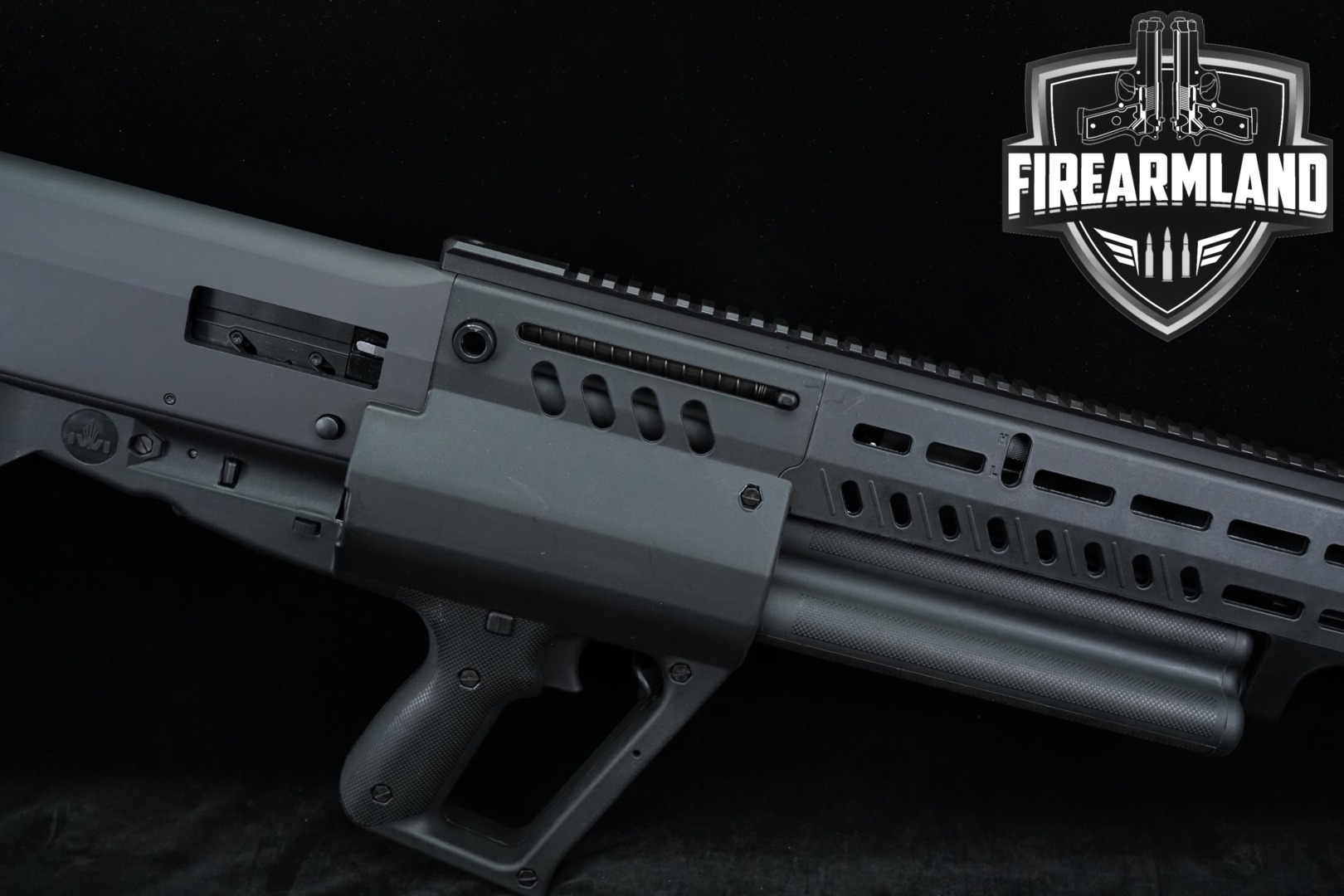 Israel Weapon Industries (IWI) Tavor TS12 TS12B 12 Gauge Black in Very Good Condition Thumbnail